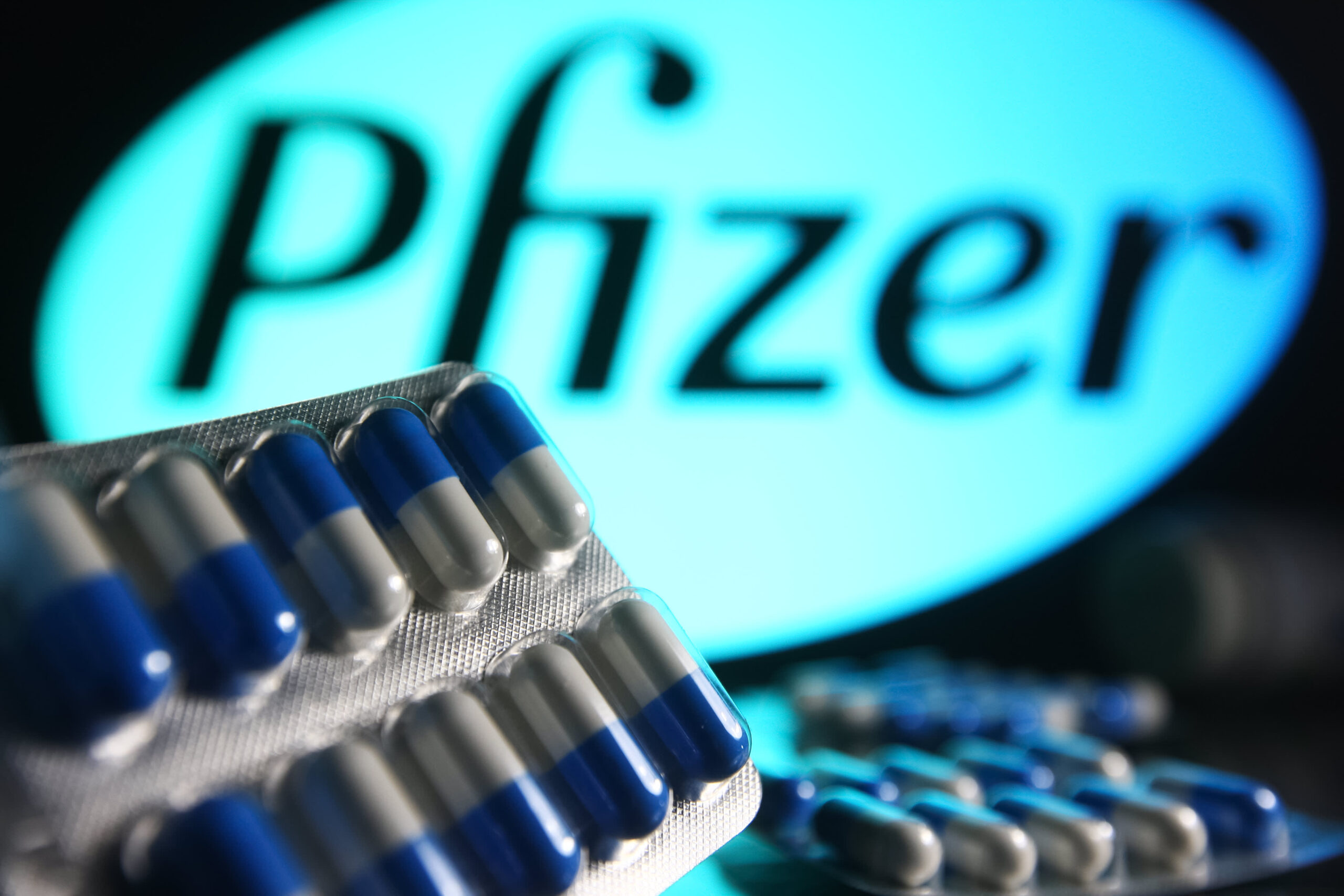 Pfizer Stops Twice-Daily Obesity Pill