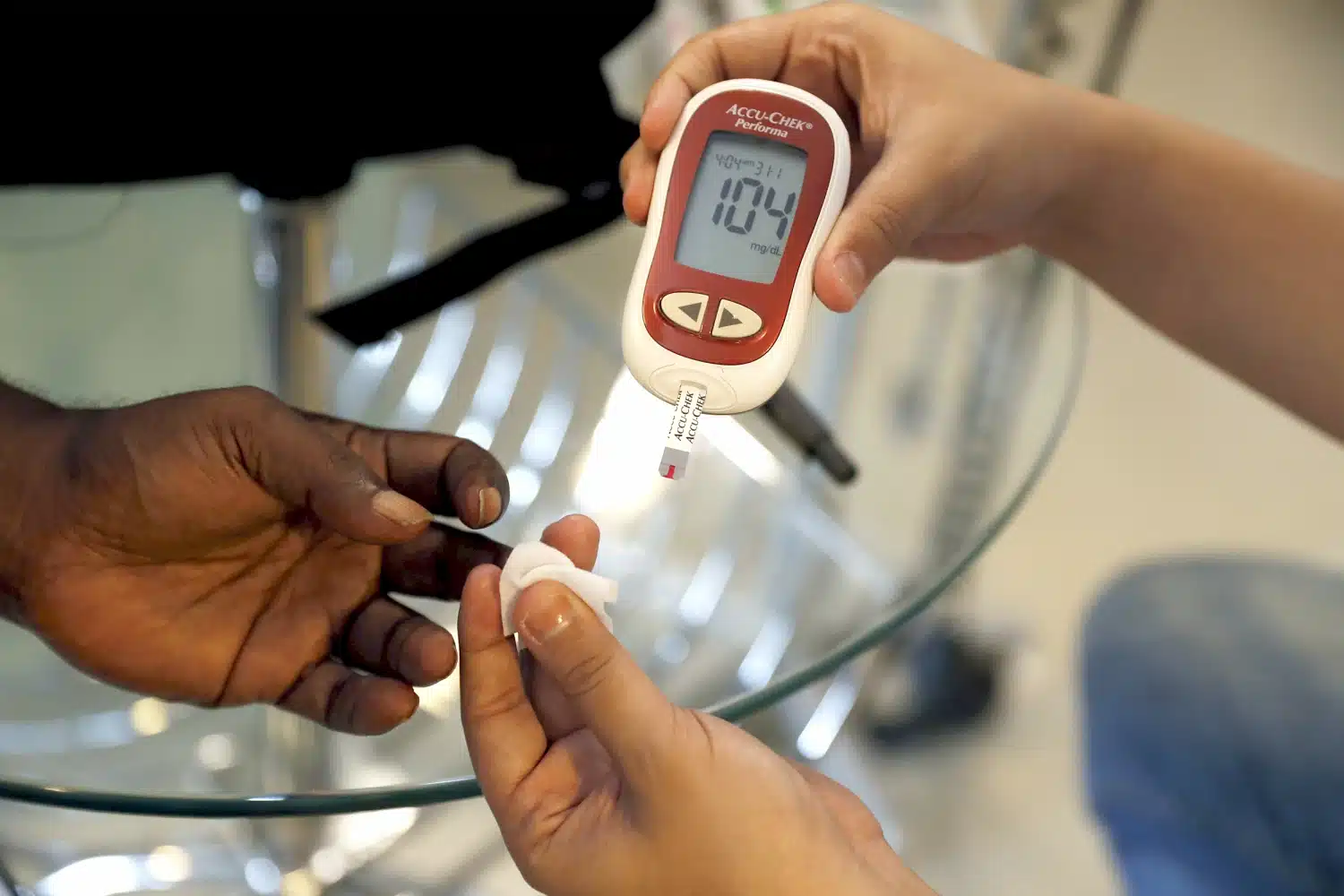Non-Diabetics Use Glucose Monitors for Health Tracking
